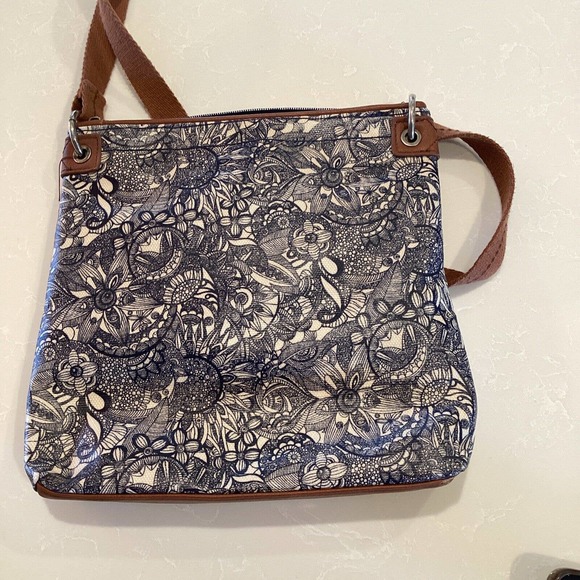 Sakroots Navy Blue Spirit Desert Floral Crossbody Adjustable Strap Granny core - Picture 5 of 10